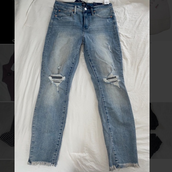 NEW Gap high waisted true skinny jeans - light blue - size 6/28 - Picture 1 of 1